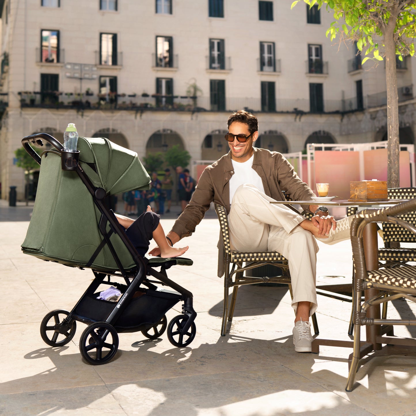 Silla de Paseo NUBI 3 de Kinderkraft  verde– Ultraligera, Compacta y Perfecta para Viajar